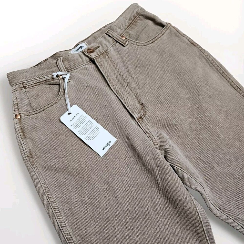 Wrangler Westward Highrise Bootcut Women's Jeans in Taupe